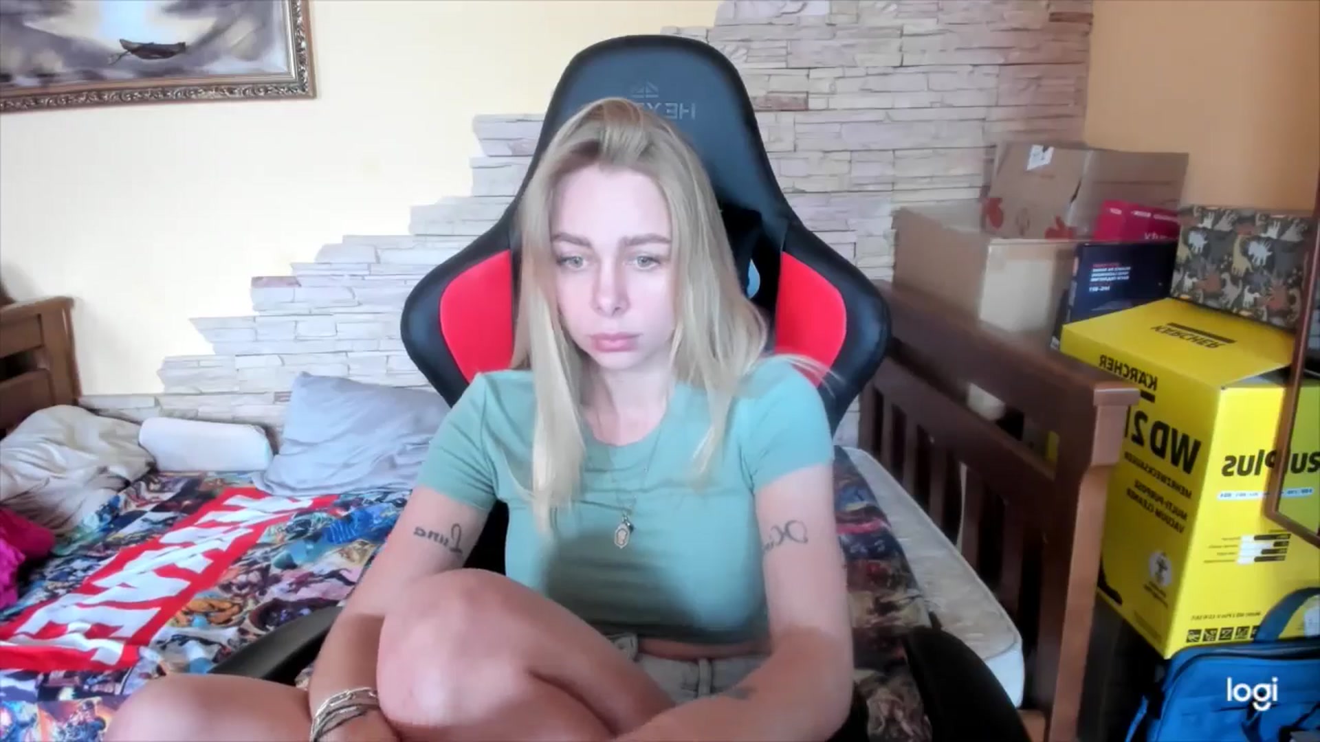 Gallery image thumbnail from YourPupsik's myfreecams stream on, 05/14/2024, 12:46 image 7 of 20