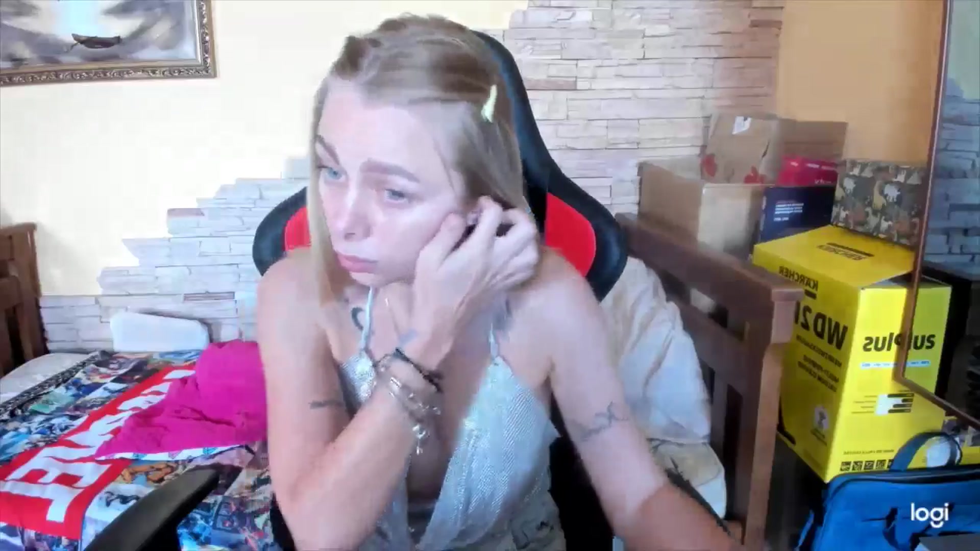 Gallery image thumbnail from YourPupsik's myfreecams stream on, 05/16/2024, 11:16 image 9 of 20