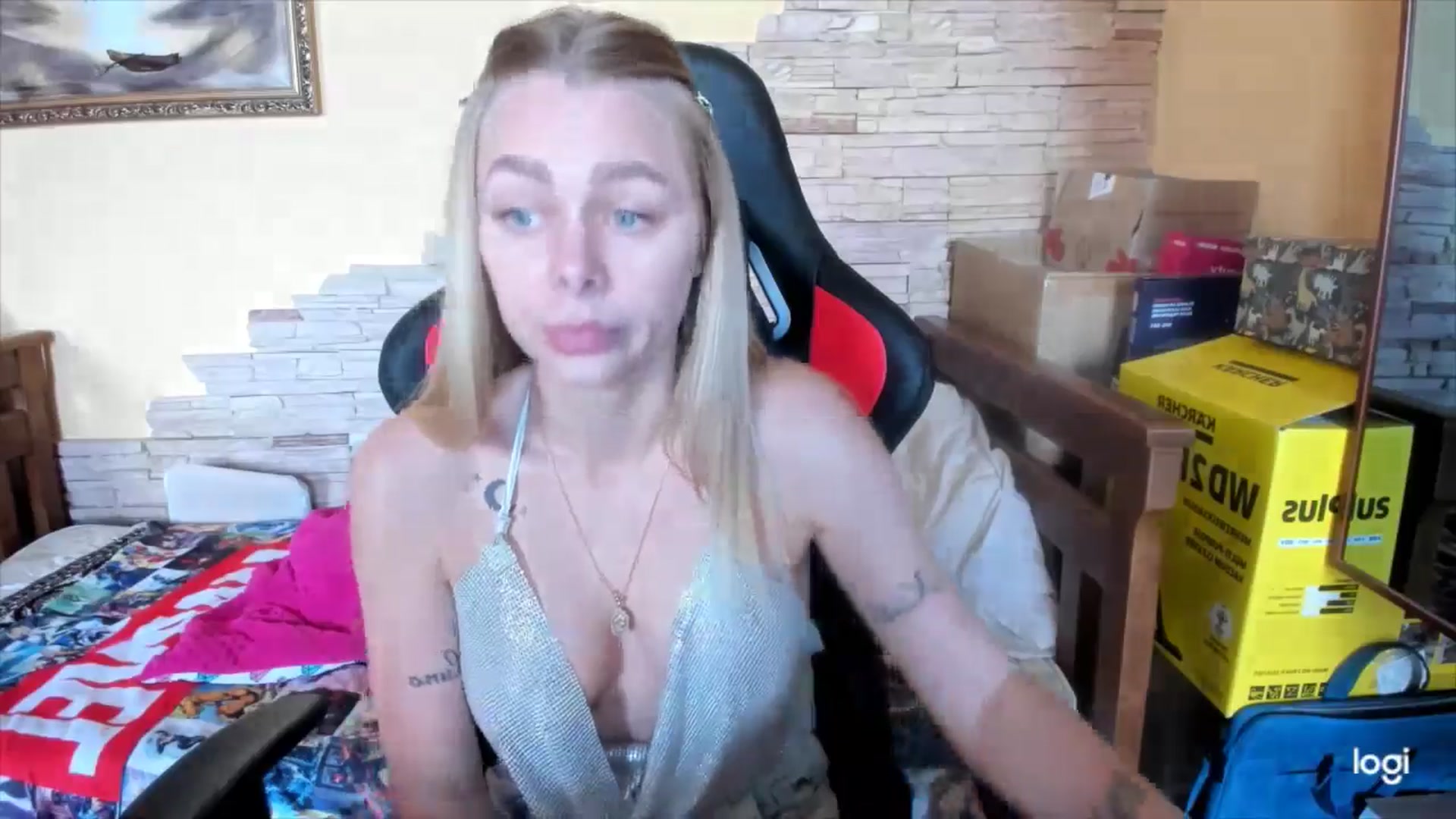Gallery image thumbnail from YourPupsik's myfreecams stream on, 05/16/2024, 11:16 image 8 of 20