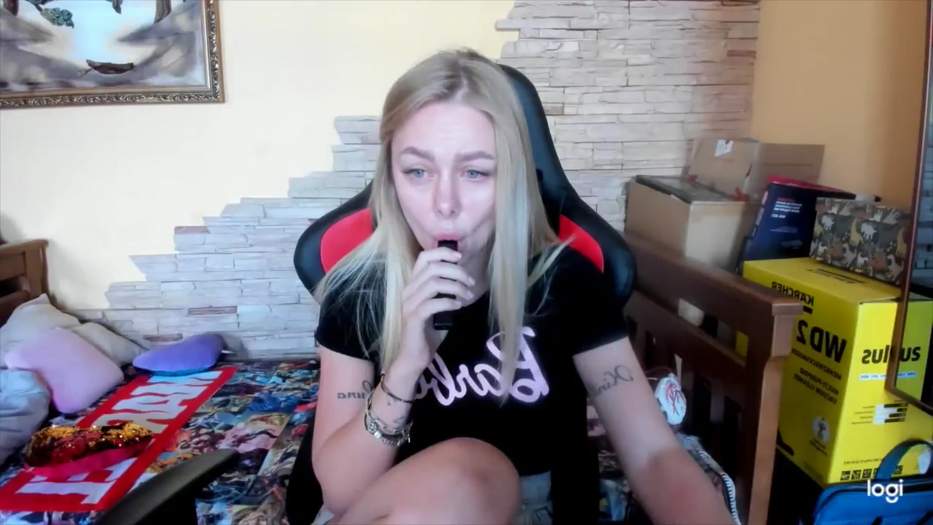 Gallery image thumbnail from YourPupsik's myfreecams stream on, 05/21/2024, 10:28 image 3 of 20