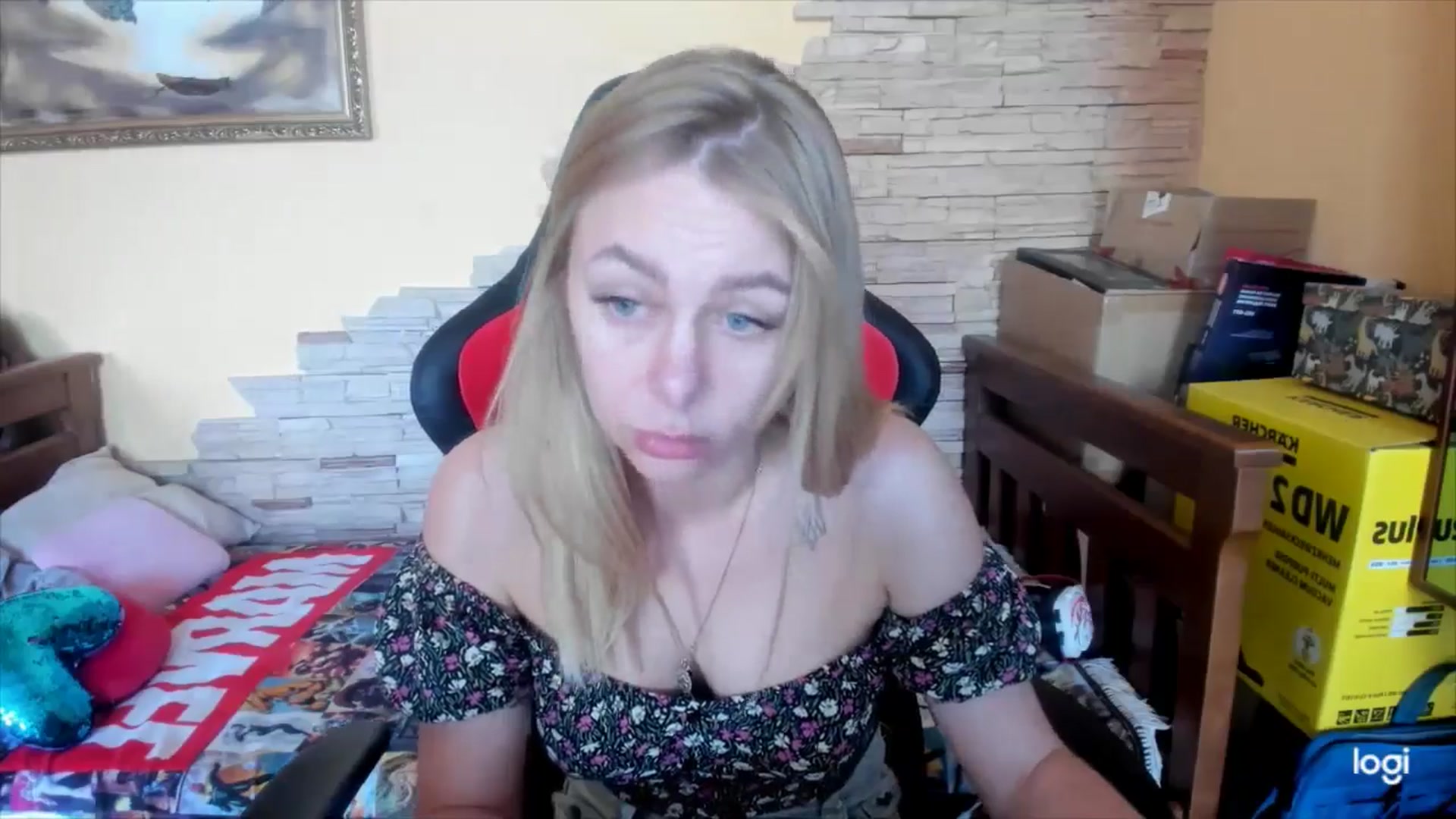 Gallery image thumbnail from YourPupsik's myfreecams stream on, 05/22/2024, 12:30 image 4 of 20