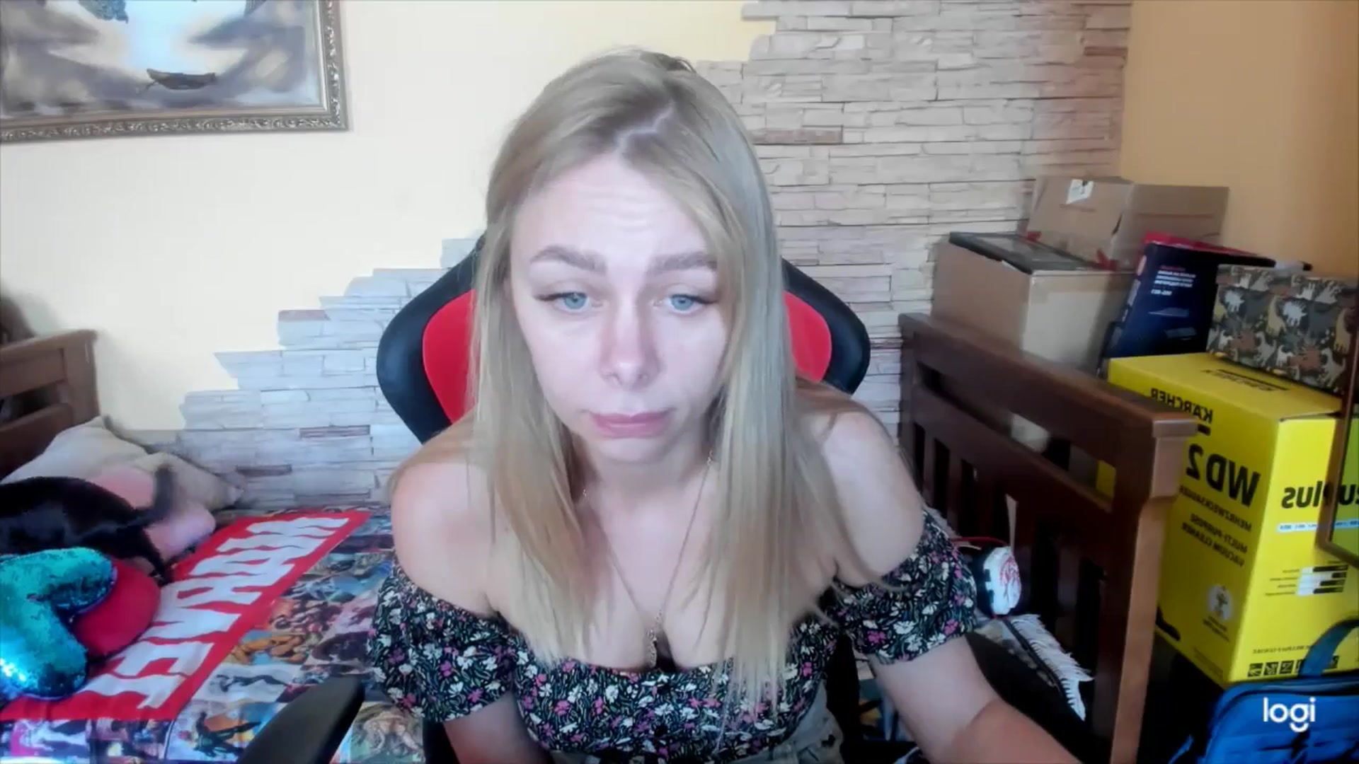 Gallery image thumbnail from YourPupsik's myfreecams stream on, 05/22/2024, 12:30 image 15 of 20