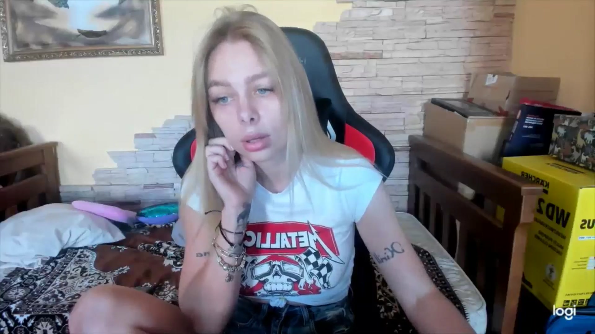 Gallery image thumbnail from YourPupsik's myfreecams stream on, 05/24/2024, 10:22 image 9 of 20