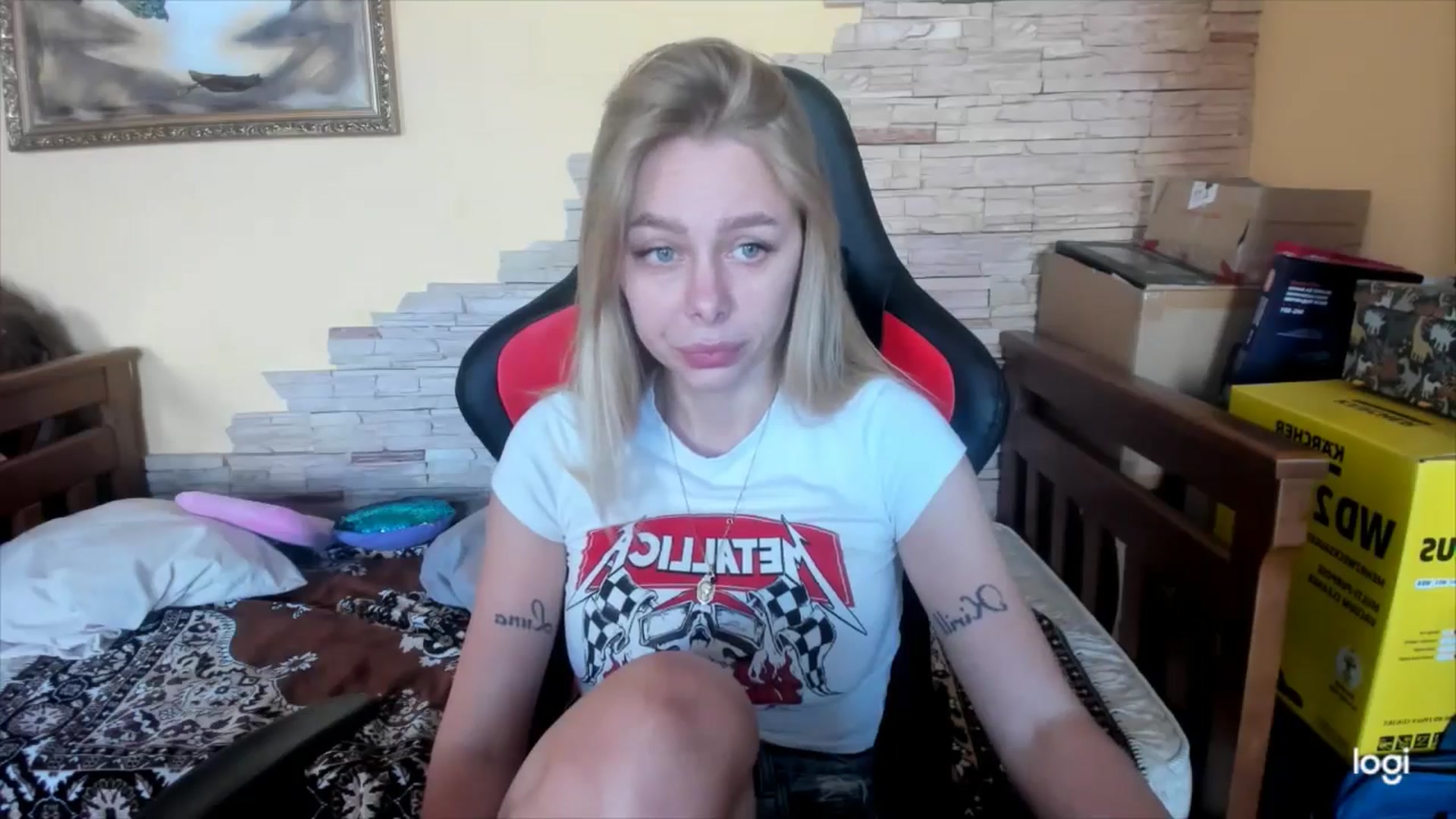 Gallery image thumbnail from YourPupsik's myfreecams stream on, 05/24/2024, 10:22 image 15 of 20