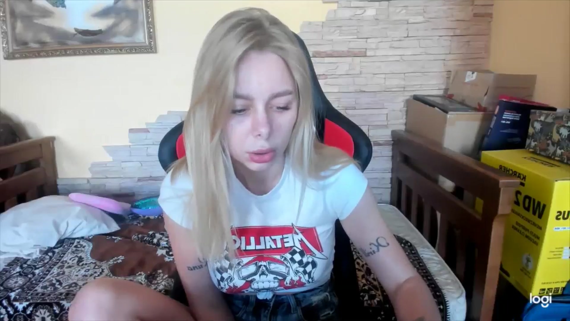 Gallery image thumbnail from YourPupsik's myfreecams stream on, 05/24/2024, 10:22 image 3 of 20