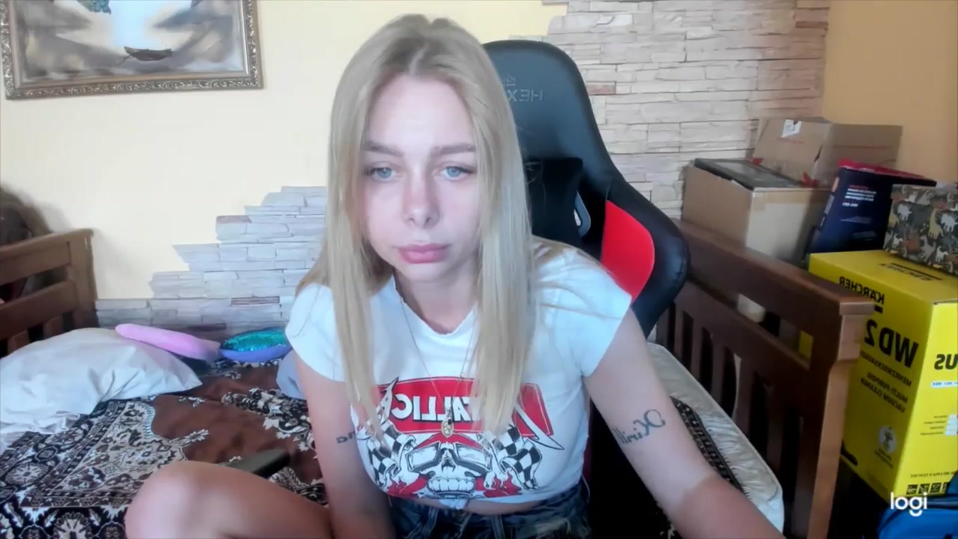 Gallery image thumbnail from YourPupsik's myfreecams stream on, 05/24/2024, 11:20 image 3 of 20