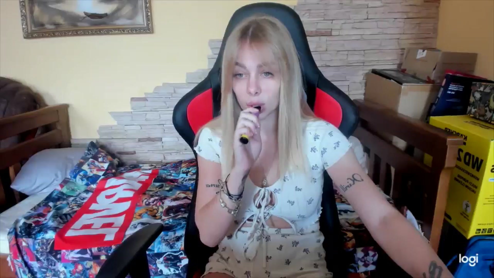 Gallery image thumbnail from YourPupsik's myfreecams stream on, 05/27/2024, 10:54 image 13 of 20