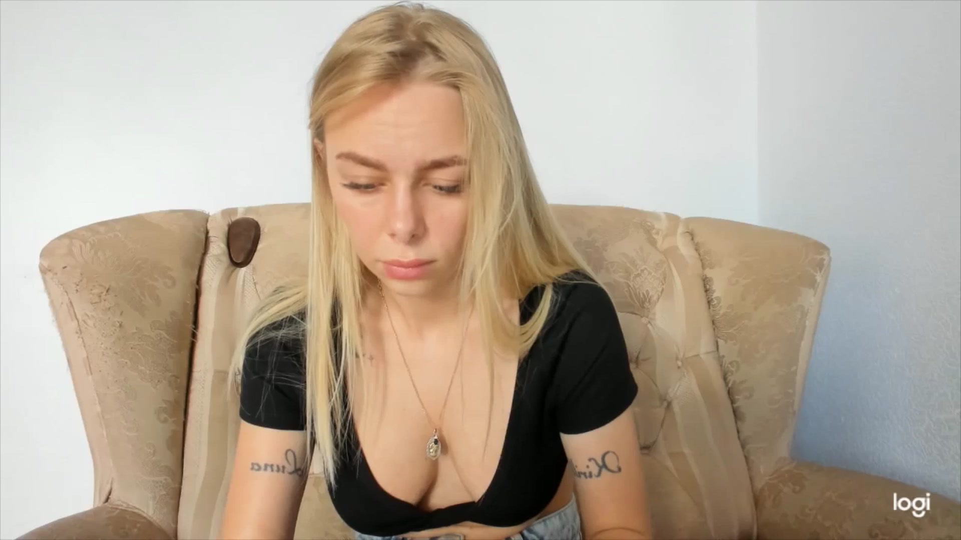 Gallery image thumbnail from YourPupsik's myfreecams stream on, 08/08/2024, 10:25 image 20 of 20