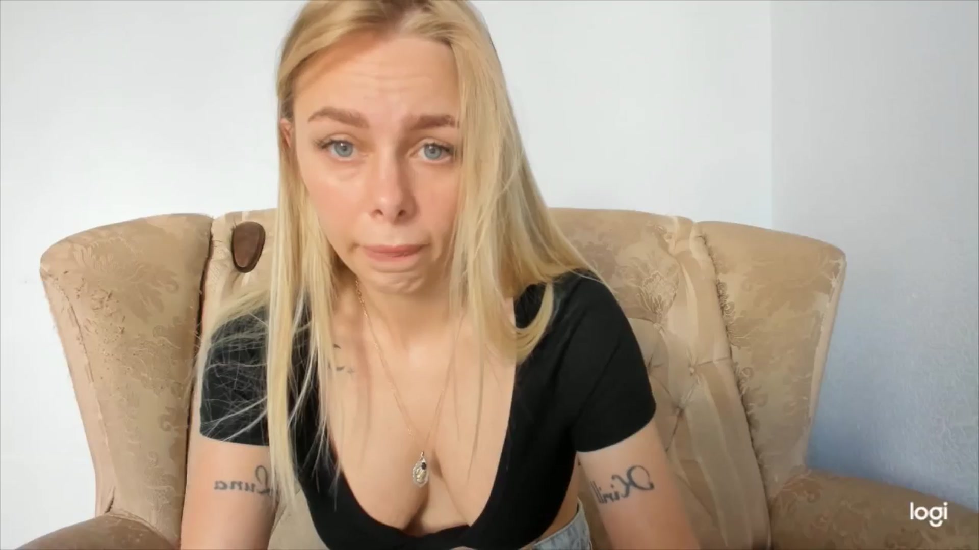Gallery image thumbnail from YourPupsik's myfreecams stream on, 08/08/2024, 10:25 image 17 of 20