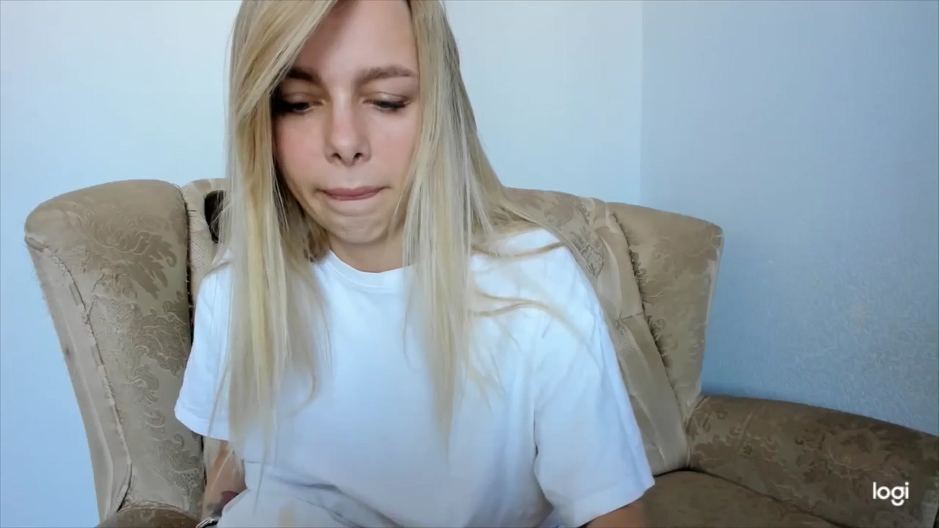 Gallery image thumbnail from YourPupsik's myfreecams stream on, 08/18/2024, 13:11 image 9 of 20