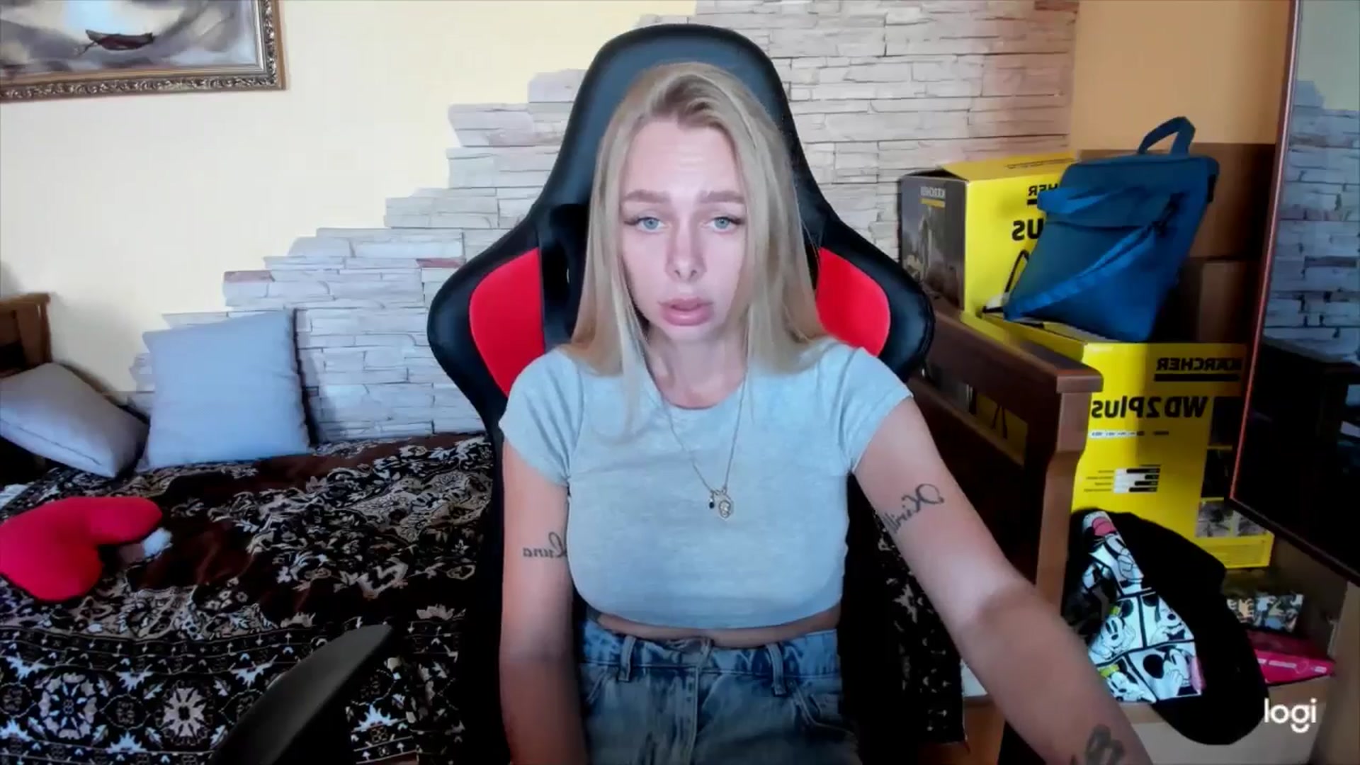 Gallery image thumbnail from YourPupsik's myfreecams stream on, 09/24/2024, 12:11 image 2 of 20