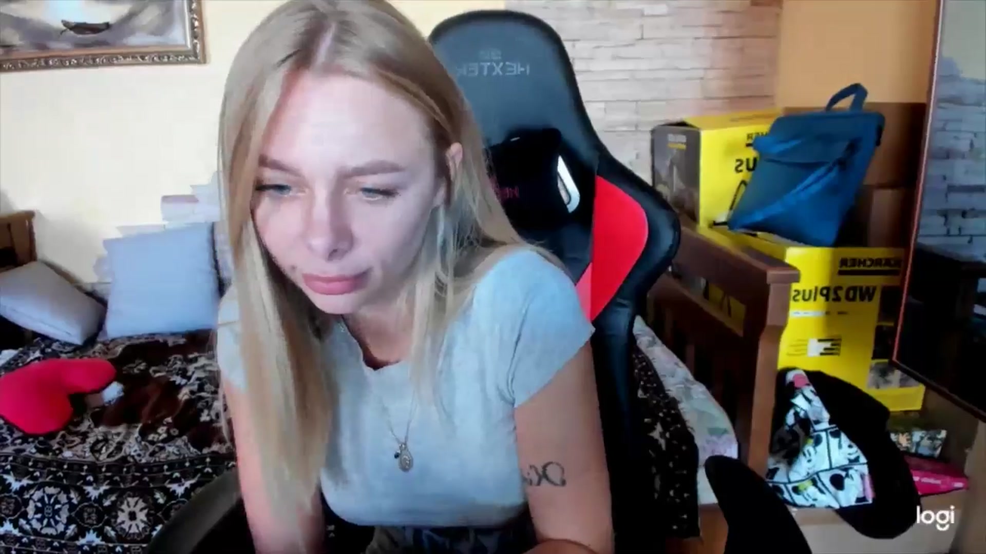 Gallery image thumbnail from YourPupsik's myfreecams stream on, 09/24/2024, 12:11 image 3 of 20