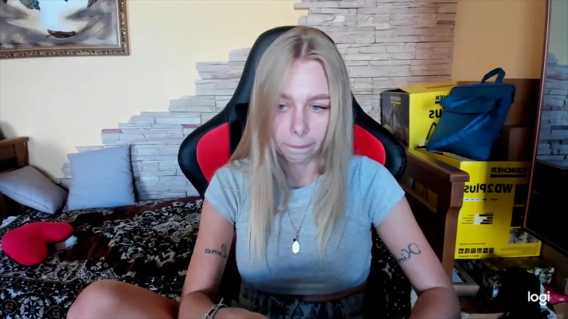 Gallery image thumbnail from YourPupsik's myfreecams stream on, 09/24/2024, 12:11 image 9 of 20