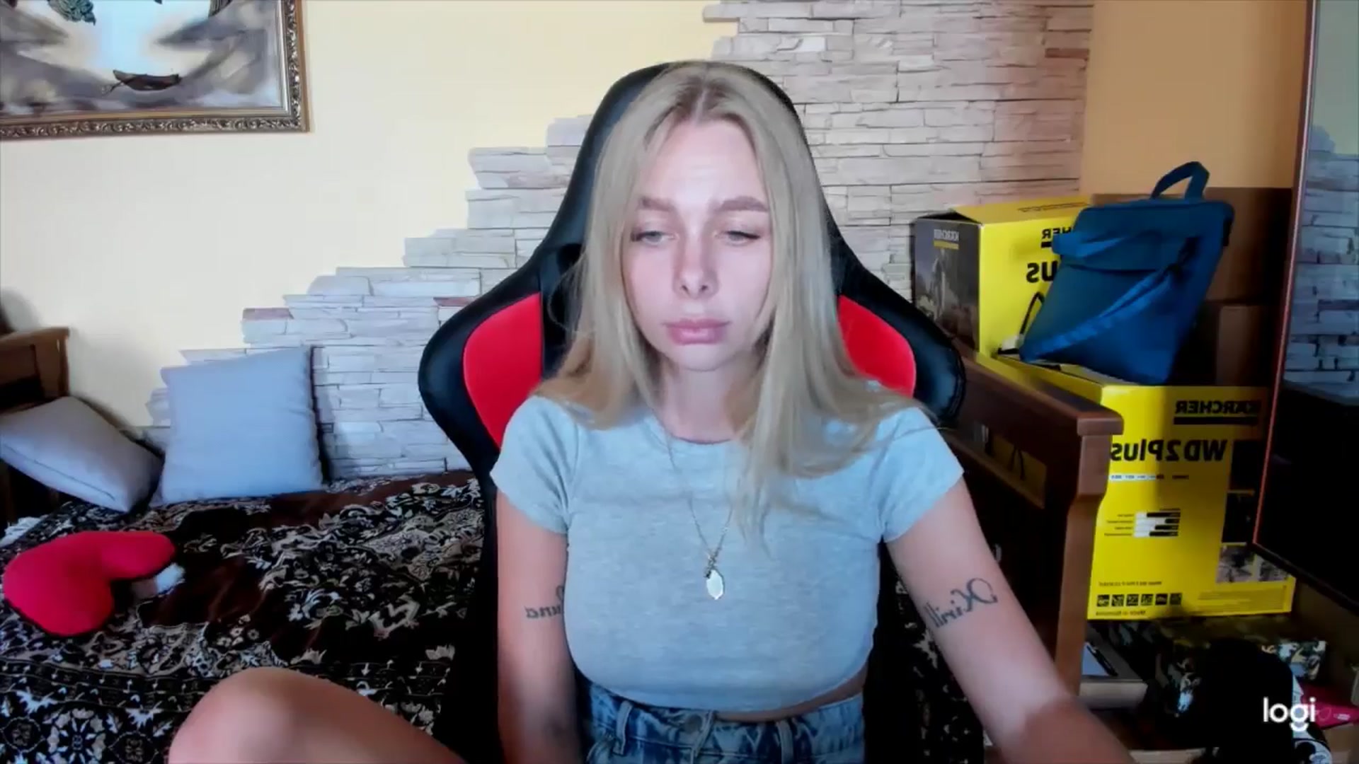 Gallery image thumbnail from YourPupsik's myfreecams stream on, 09/24/2024, 12:11 image 11 of 20