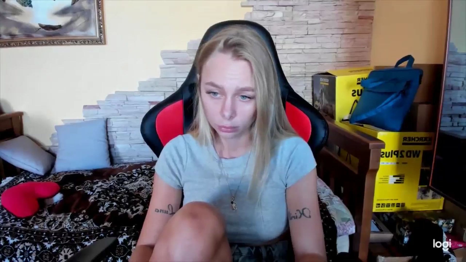 Gallery image thumbnail from YourPupsik's myfreecams stream on, 09/24/2024, 12:11 image 15 of 20
