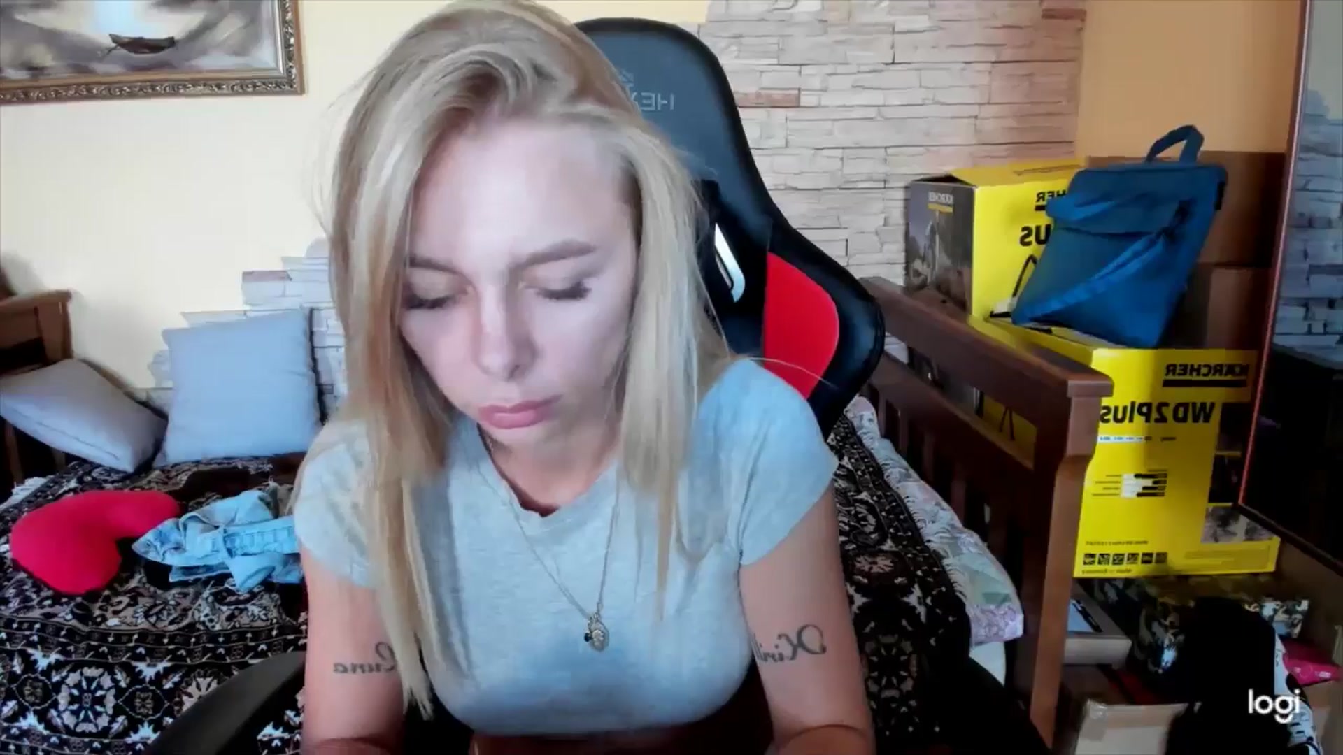 Gallery image thumbnail from YourPupsik's myfreecams stream on, 09/24/2024, 12:27 image 19 of 20