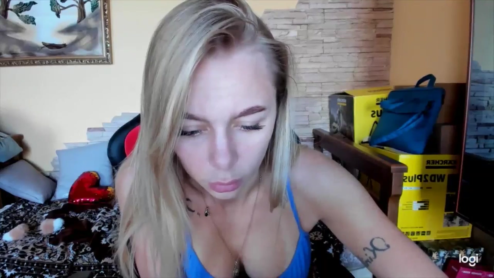 Gallery image thumbnail from YourPupsik's myfreecams stream on, 09/25/2024, 08:21 image 20 of 20
