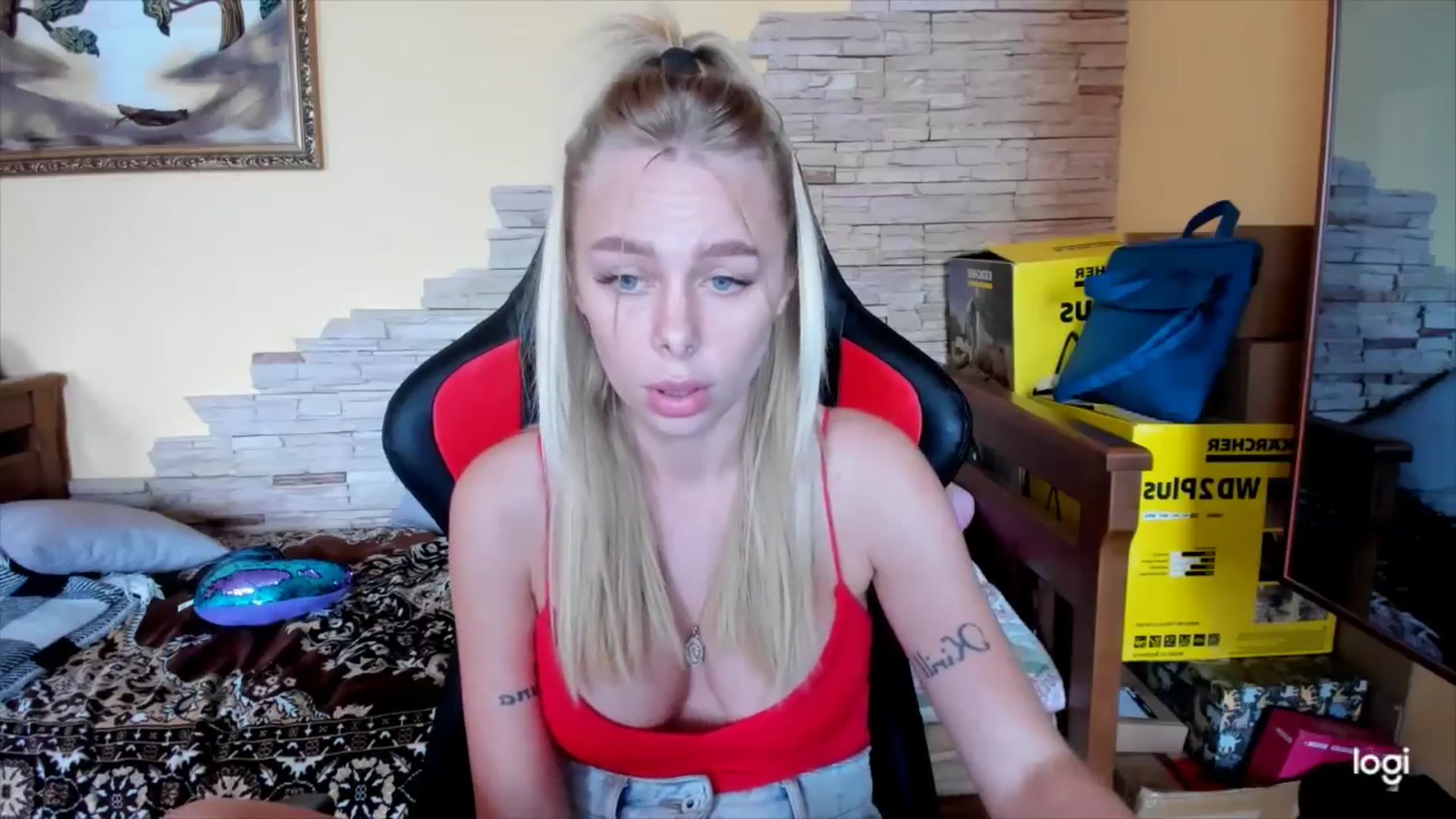 Gallery image thumbnail from YourPupsik's myfreecams stream on, 09/26/2024, 09:10 image 18 of 20