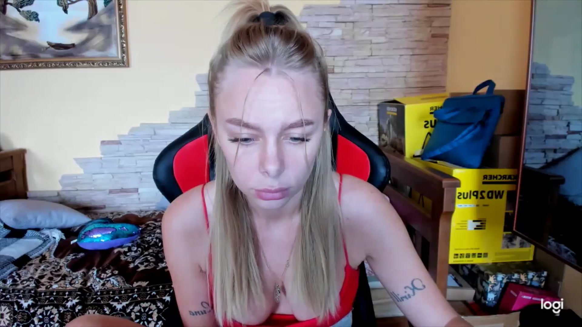 Gallery image thumbnail from YourPupsik's myfreecams stream on, 09/26/2024, 09:10 image 17 of 20