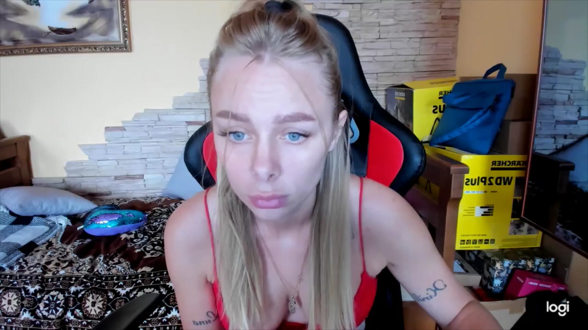 Gallery image thumbnail from YourPupsik's myfreecams stream on, 09/26/2024, 09:50 image 8 of 20