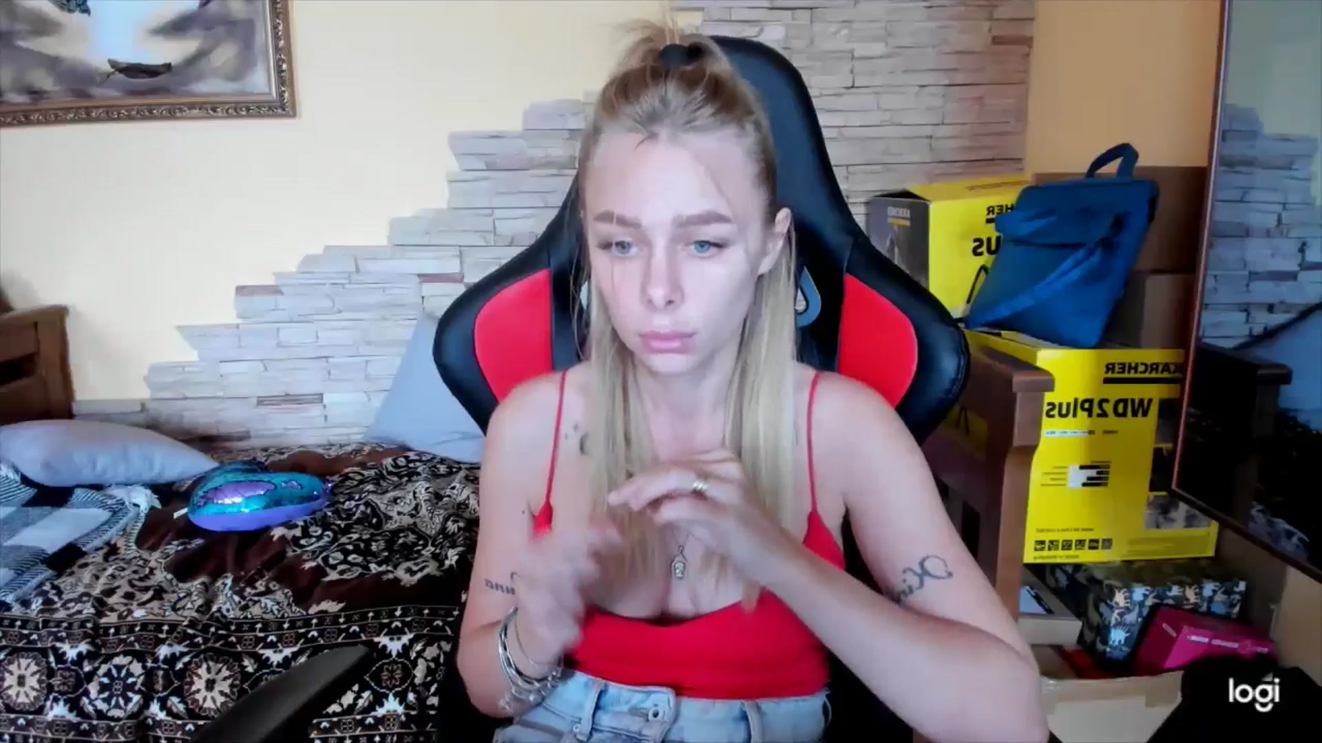 Gallery image thumbnail from YourPupsik's myfreecams stream on, 09/26/2024, 09:50 image 13 of 20