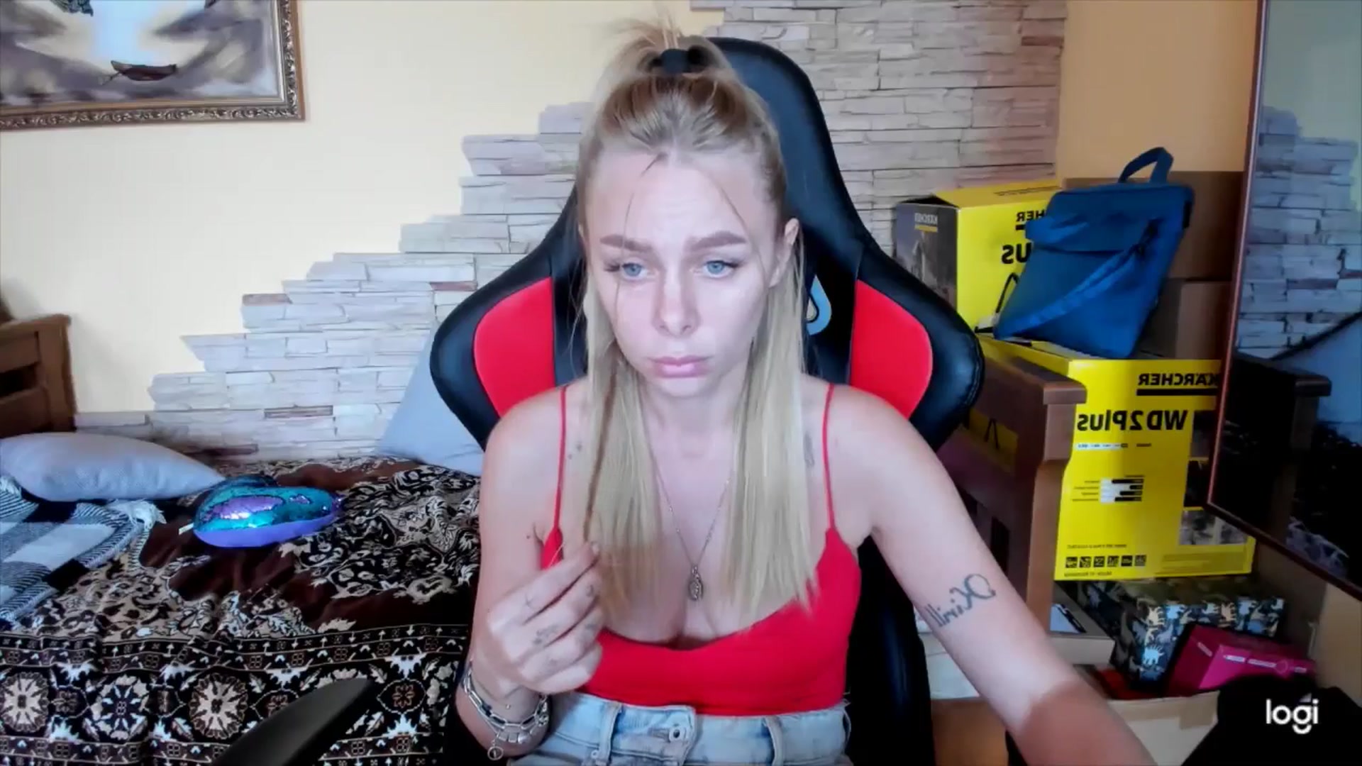 Gallery image thumbnail from YourPupsik's myfreecams stream on, 09/26/2024, 09:50 image 11 of 20