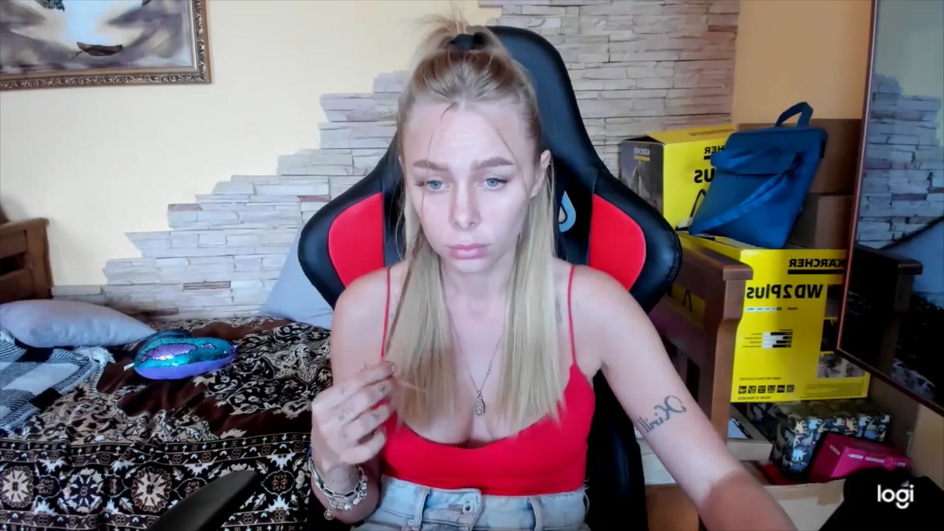 Gallery image thumbnail from YourPupsik's myfreecams stream on, 09/26/2024, 09:50 image 10 of 20