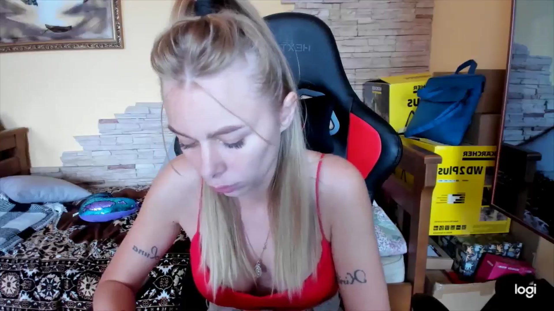 Gallery image thumbnail from YourPupsik's myfreecams stream on, 09/26/2024, 09:50 image 4 of 20