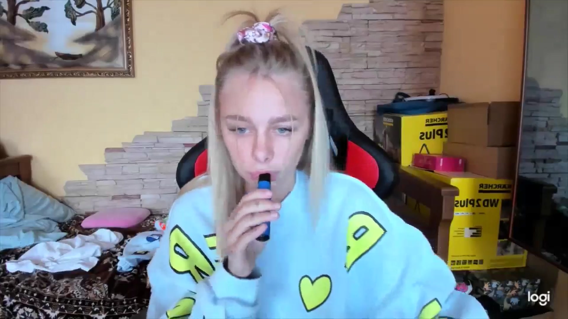 Gallery image thumbnail from YourPupsik's myfreecams stream on, 10/01/2024, 11:12 image 8 of 20
