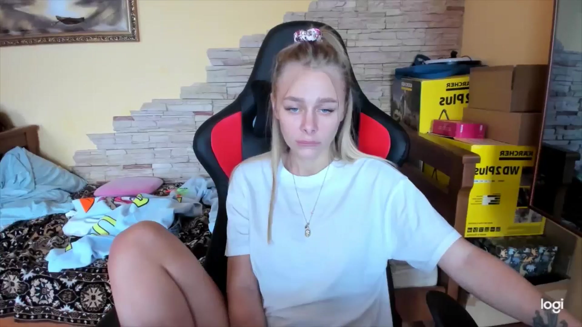 Gallery image thumbnail from YourPupsik's myfreecams stream on, 10/01/2024, 12:27 image 11 of 20