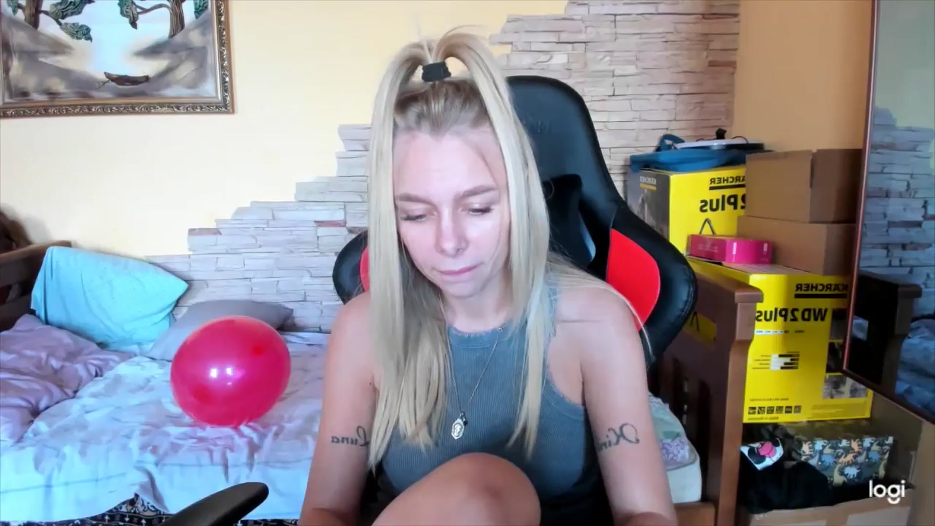 Gallery image thumbnail from YourPupsik's myfreecams stream on, 10/02/2024, 09:44 image 19 of 20
