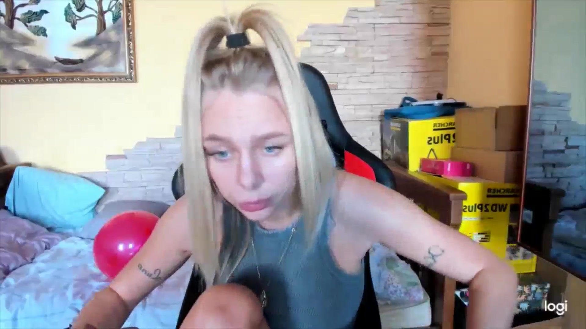 Gallery image thumbnail from YourPupsik's myfreecams stream on, 10/02/2024, 09:44 image 17 of 20