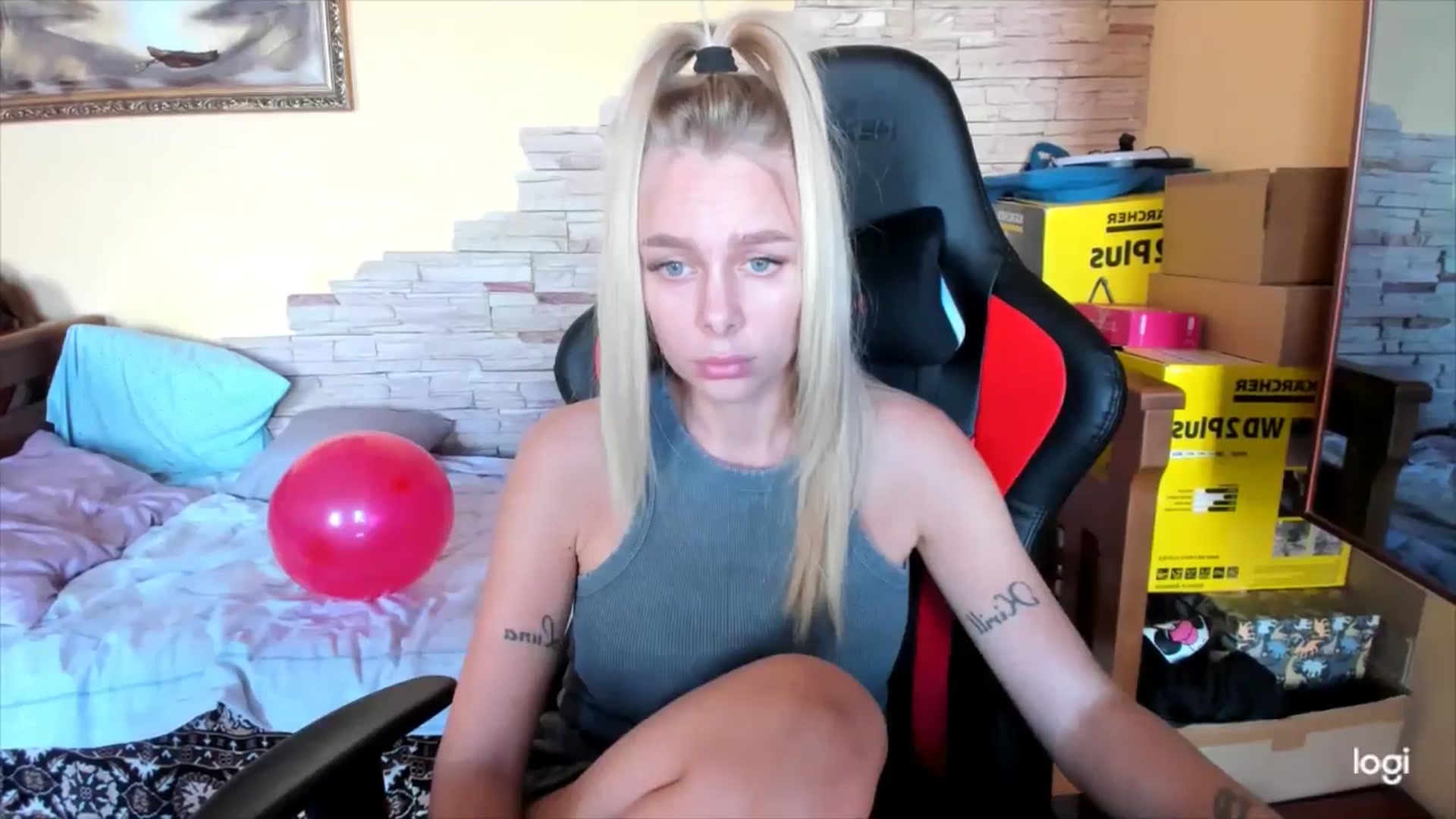 Gallery image thumbnail from YourPupsik's myfreecams stream on, 10/02/2024, 10:12 image 20 of 20