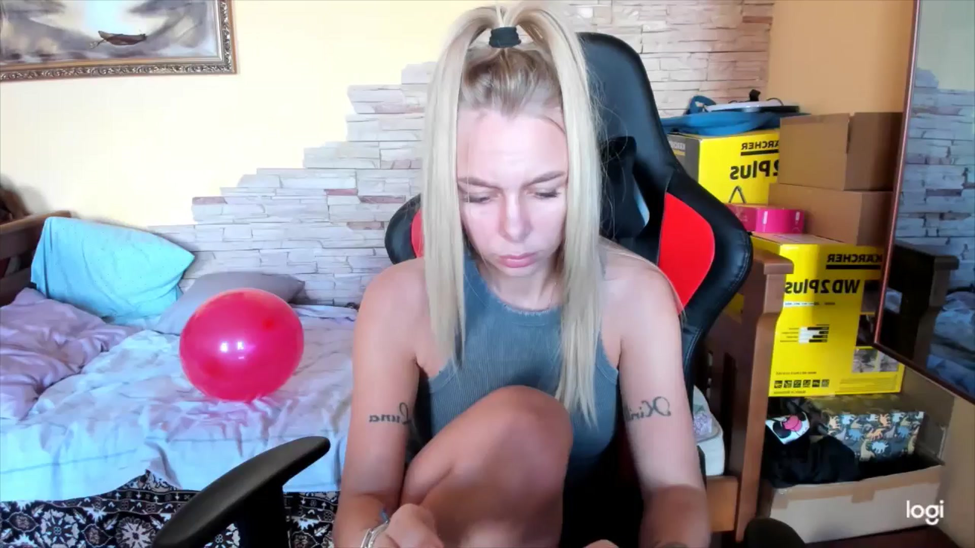 Gallery image thumbnail from YourPupsik's myfreecams stream on, 10/02/2024, 10:12 image 13 of 20