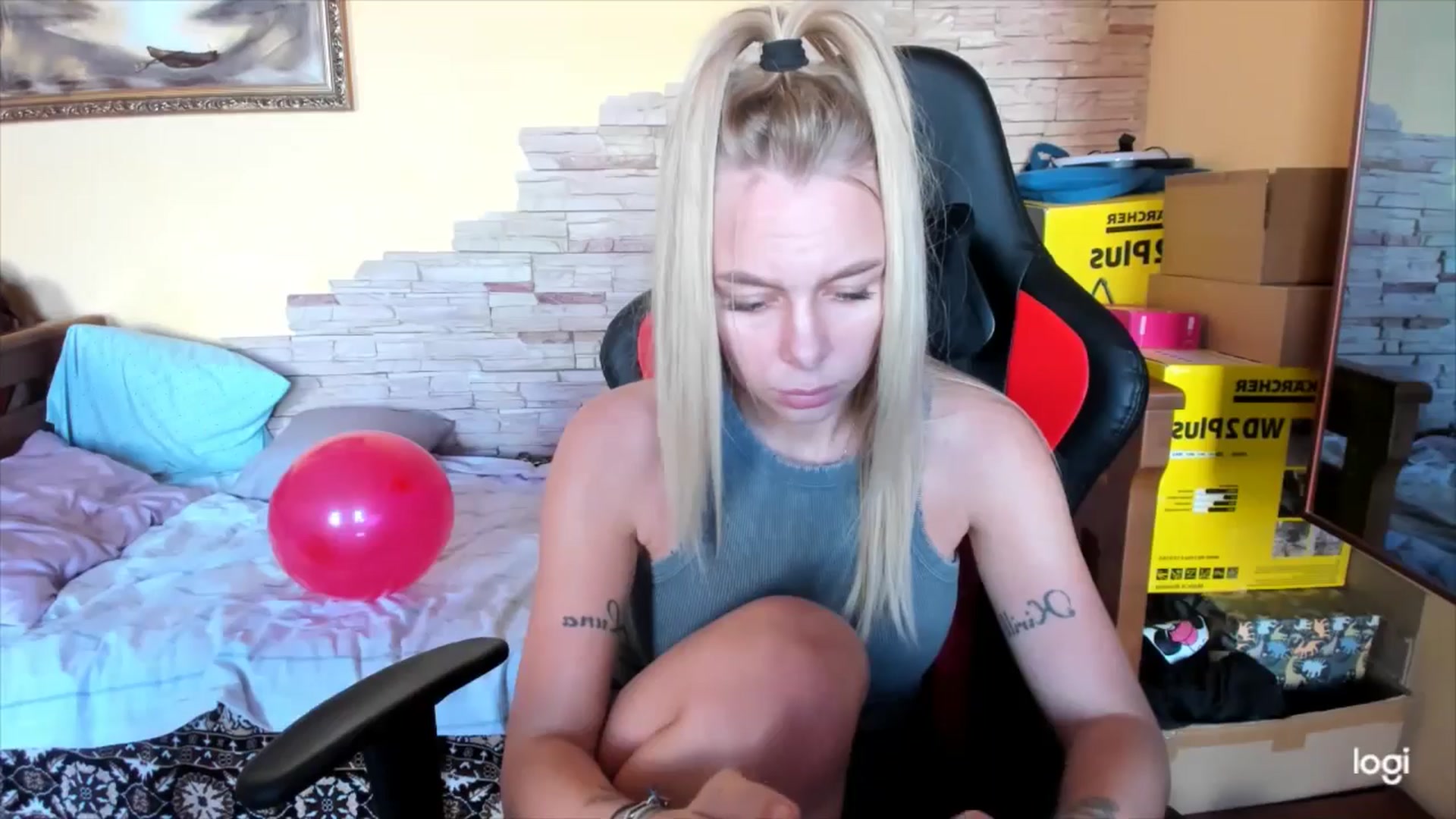 Gallery image thumbnail from YourPupsik's myfreecams stream on, 10/02/2024, 10:12 image 12 of 20