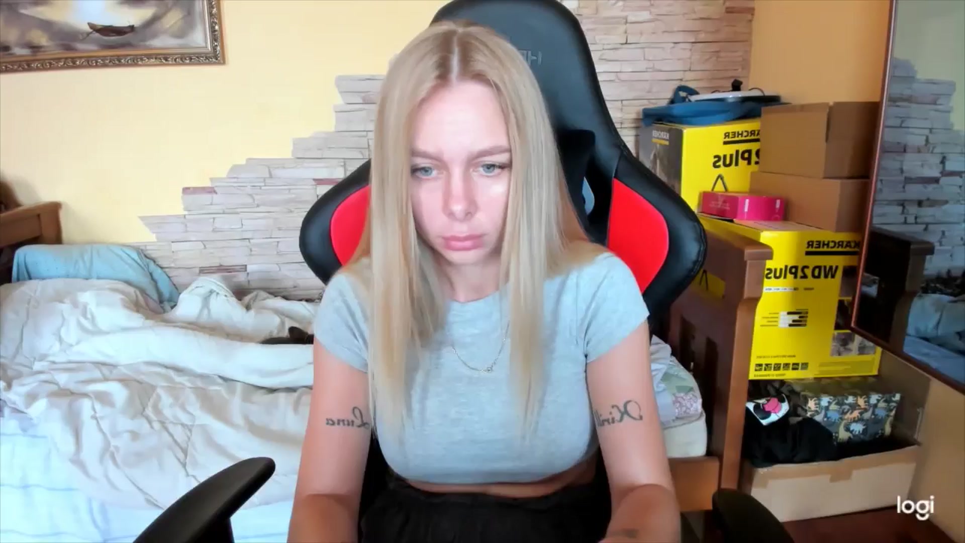 Gallery image thumbnail from YourPupsik's myfreecams stream on, 10/03/2024, 09:22 image 1 of 20