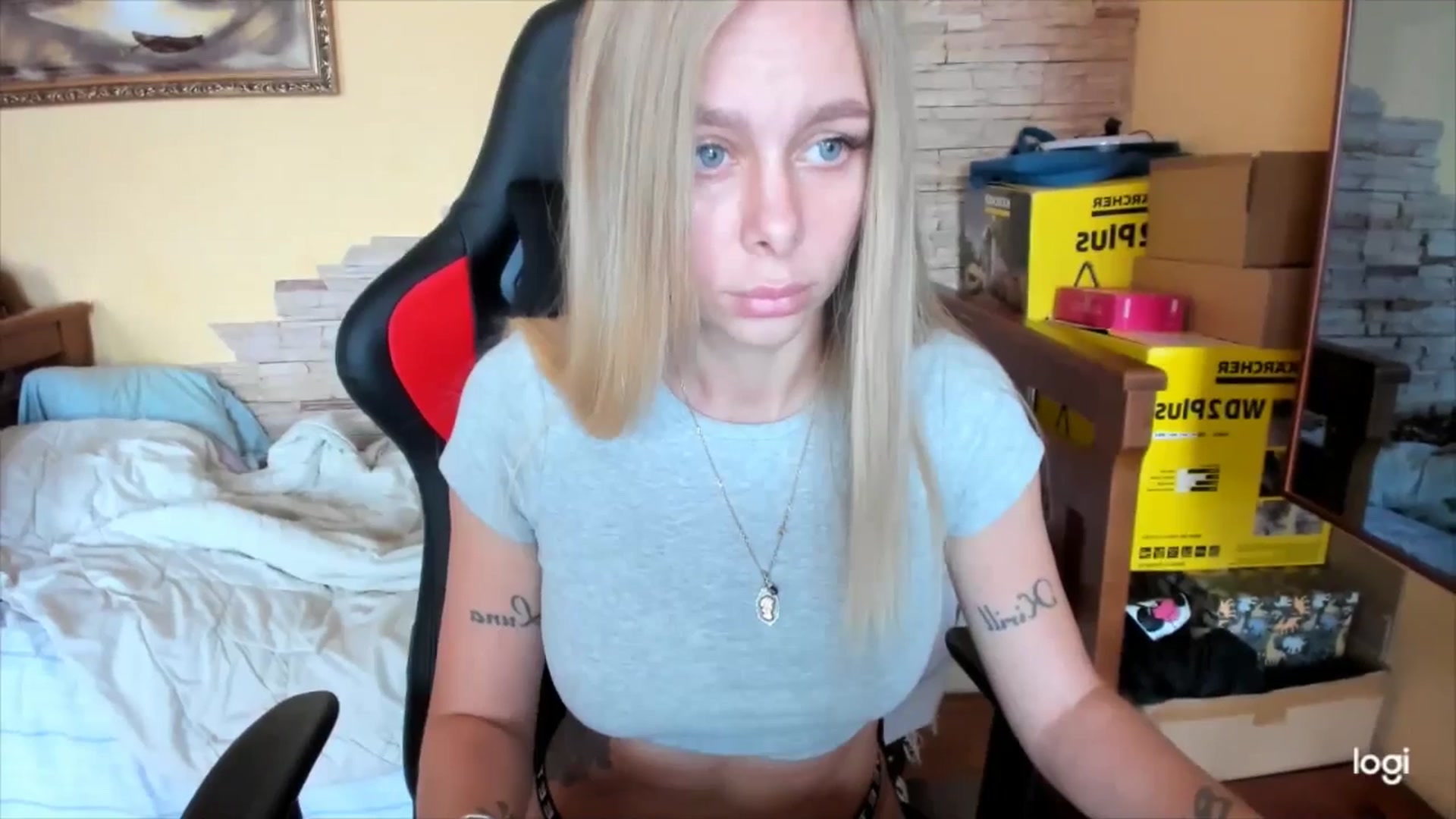 Gallery image thumbnail from YourPupsik's myfreecams stream on, 10/03/2024, 09:22 image 18 of 20