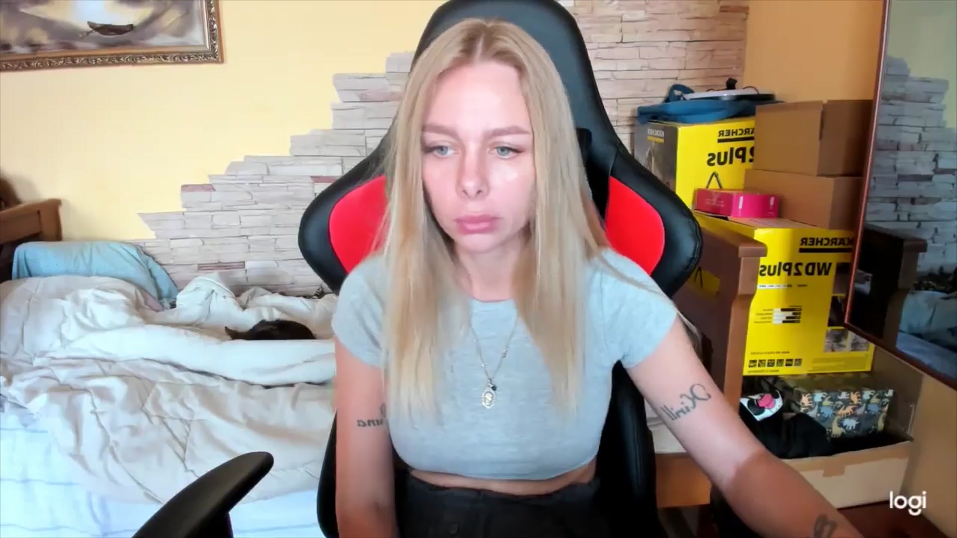 Gallery image thumbnail from YourPupsik's myfreecams stream on, 10/03/2024, 09:22 image 7 of 20