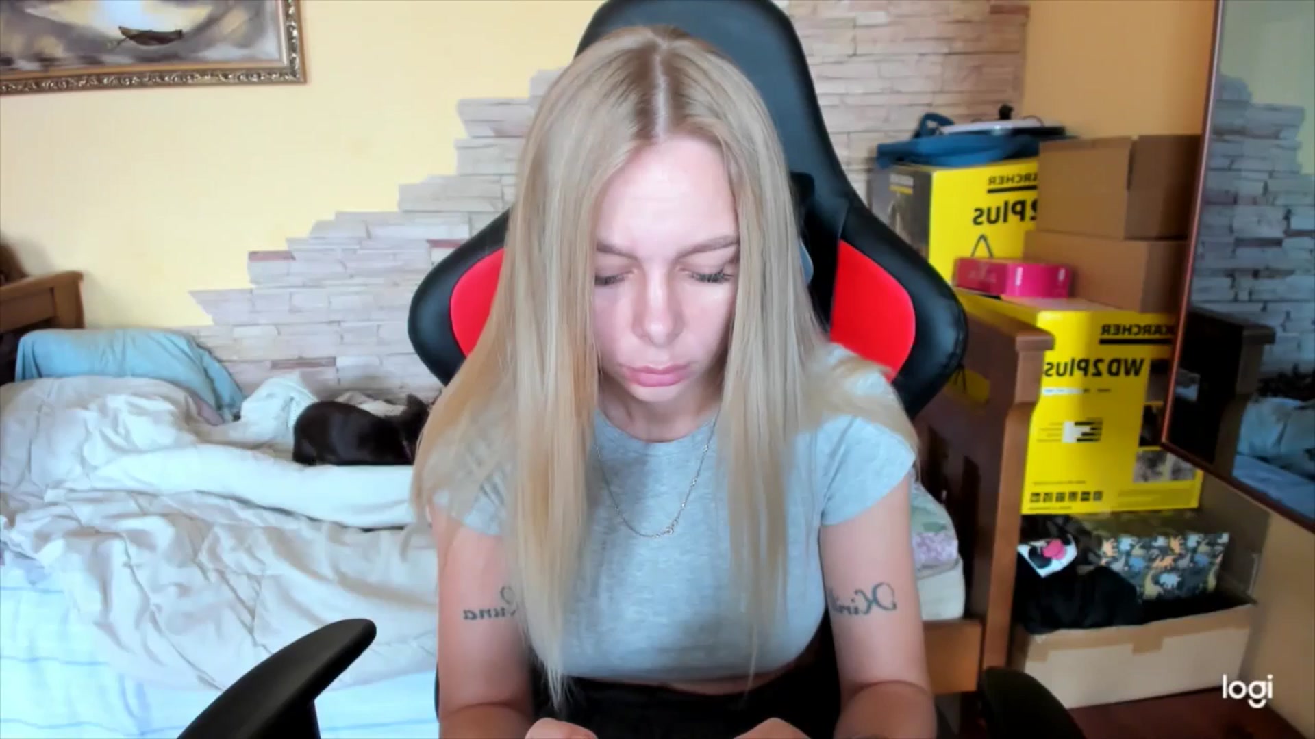 Gallery image thumbnail from YourPupsik's myfreecams stream on, 10/03/2024, 09:22 image 4 of 20