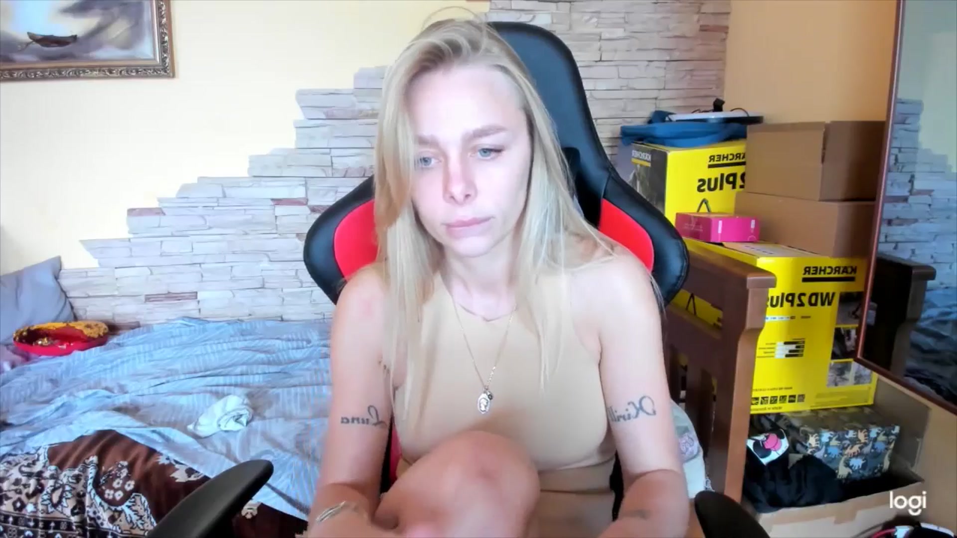 Gallery image thumbnail from YourPupsik's myfreecams stream on, 10/07/2024, 09:15 image 4 of 20