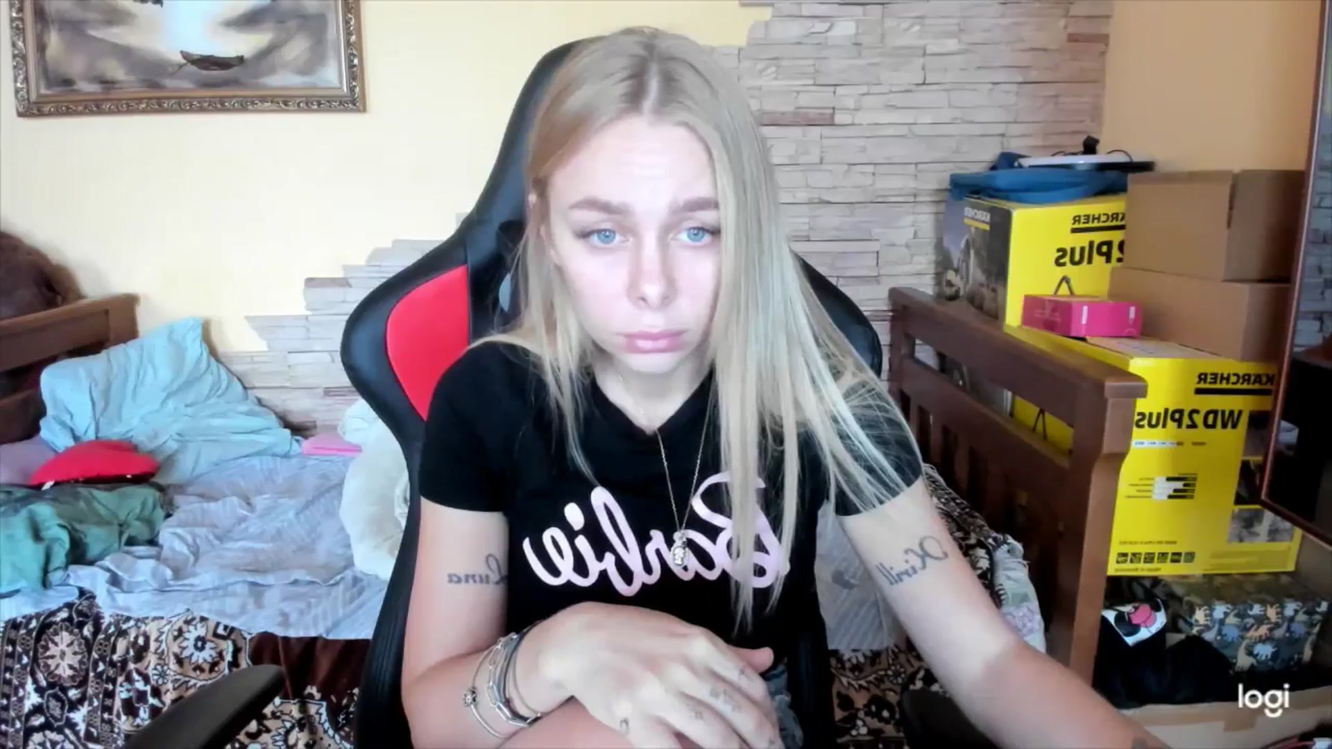 Gallery image thumbnail from YourPupsik's myfreecams stream on, 10/11/2024, 07:57 image 8 of 20