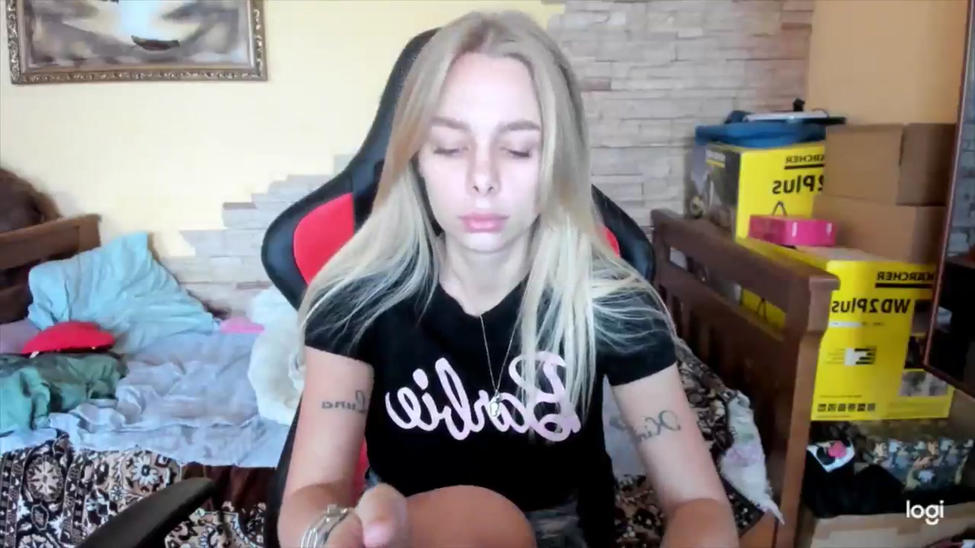 Gallery image thumbnail from YourPupsik's myfreecams stream on, 10/11/2024, 07:57 image 9 of 20
