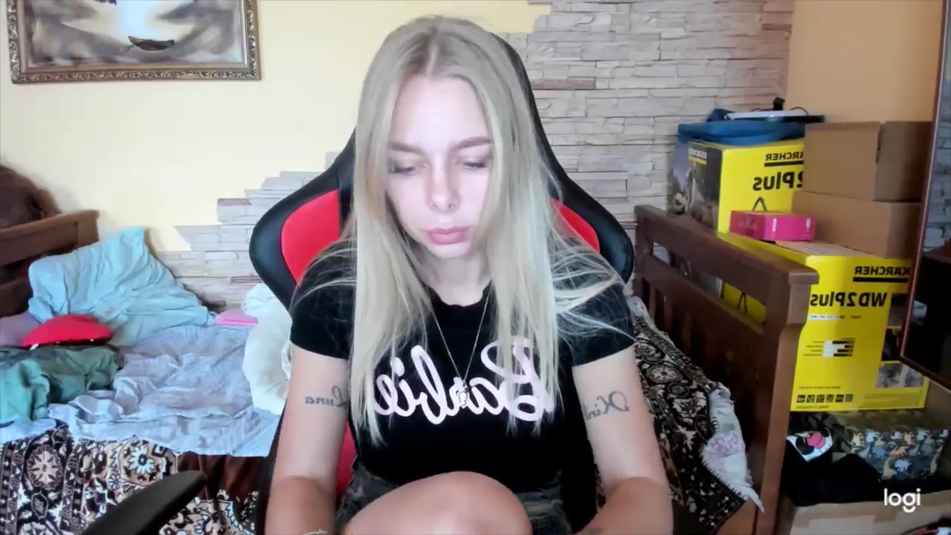 Gallery image thumbnail from YourPupsik's myfreecams stream on, 10/11/2024, 07:57 image 11 of 20