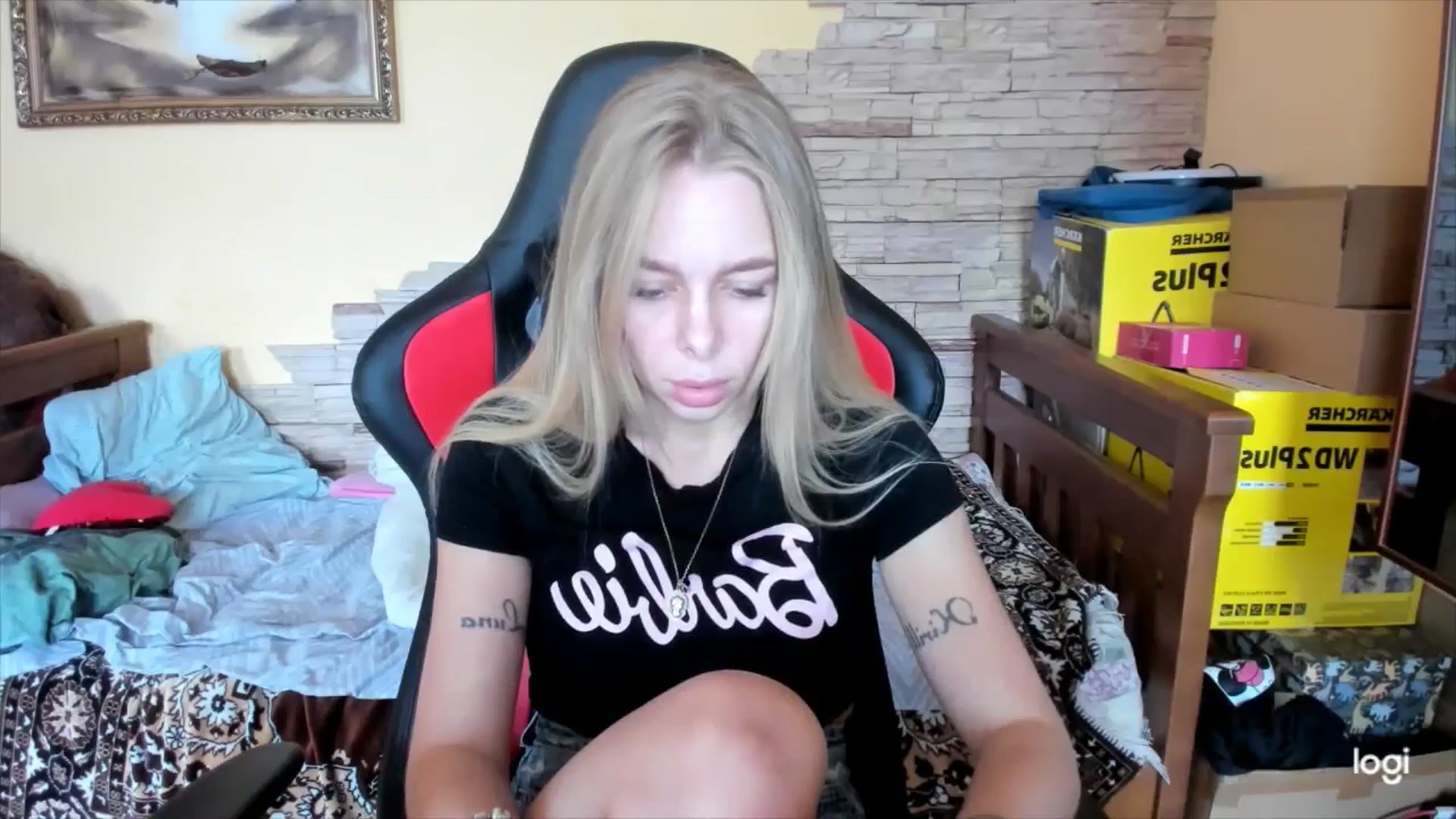 Gallery image thumbnail from YourPupsik's myfreecams stream on, 10/11/2024, 08:38 image 4 of 20
