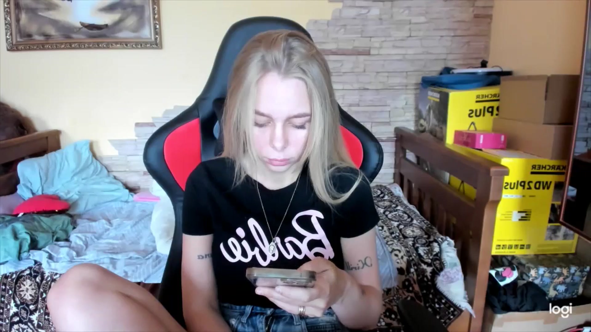 Gallery image thumbnail from YourPupsik's myfreecams stream on, 10/11/2024, 08:38 image 8 of 20