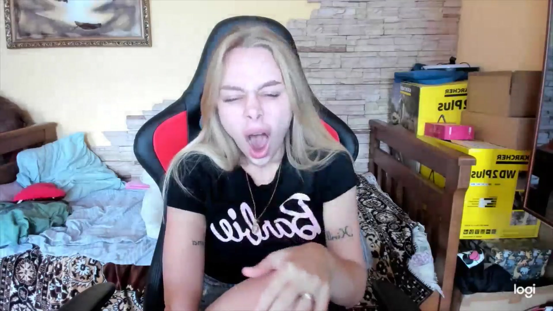 Gallery image thumbnail from YourPupsik's myfreecams stream on, 10/11/2024, 08:38 image 5 of 20