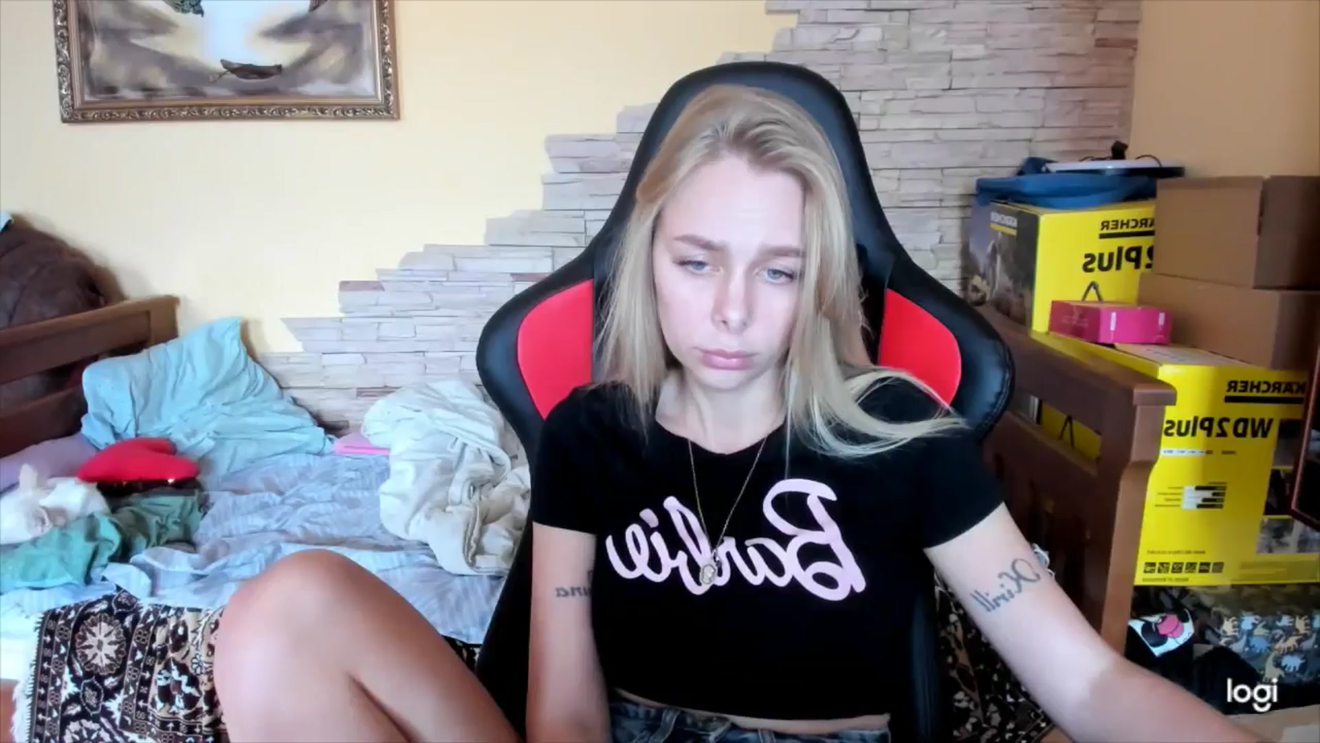 Gallery image thumbnail from YourPupsik's myfreecams stream on, 10/11/2024, 11:27 image 13 of 20