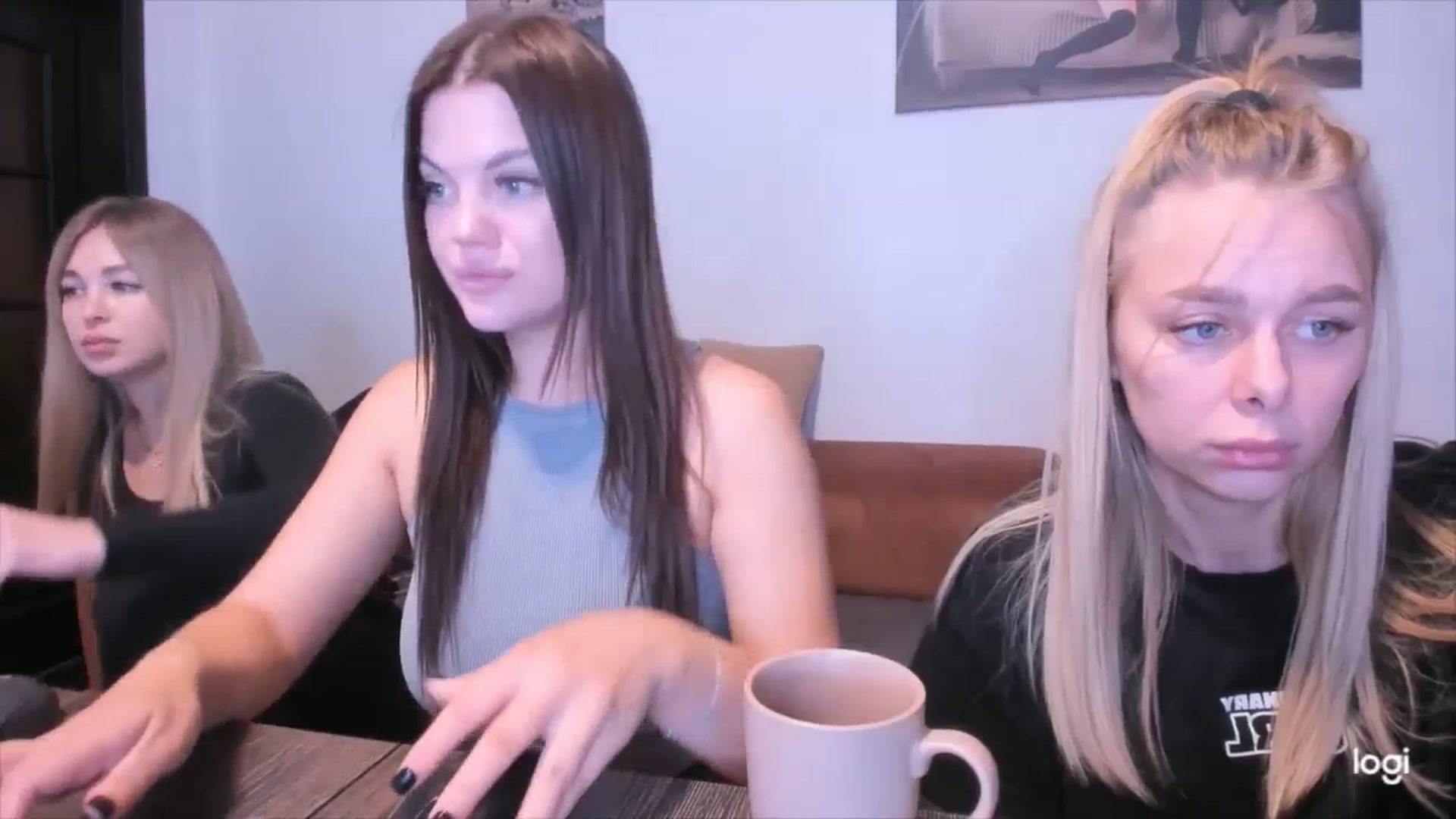 Gallery image thumbnail from YourPupsik's myfreecams stream on, 10/28/2024, 10:30 image 17 of 20
