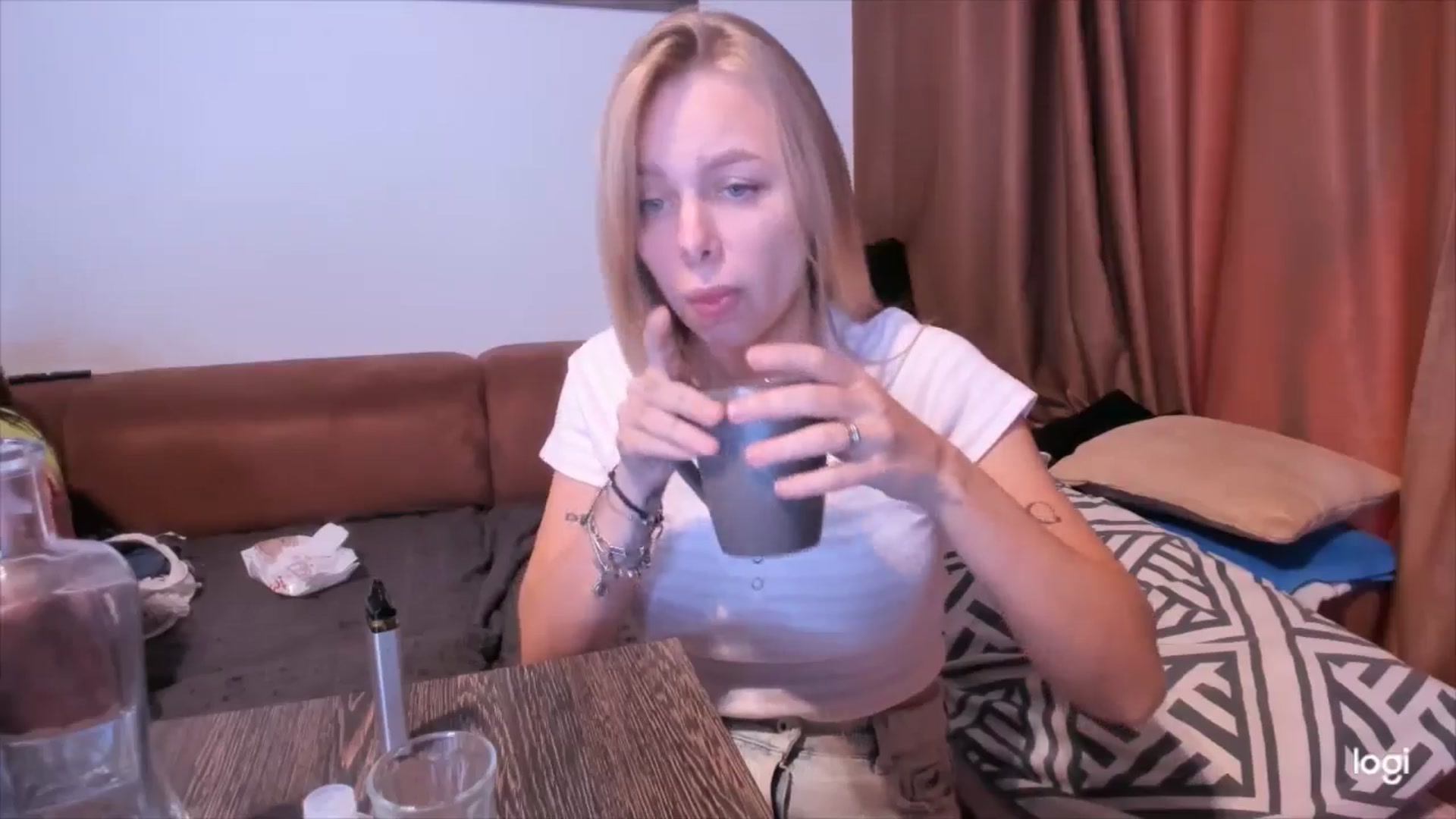 Gallery image thumbnail from YourPupsik's myfreecams stream on, 10/30/2024, 08:38 image 10 of 20