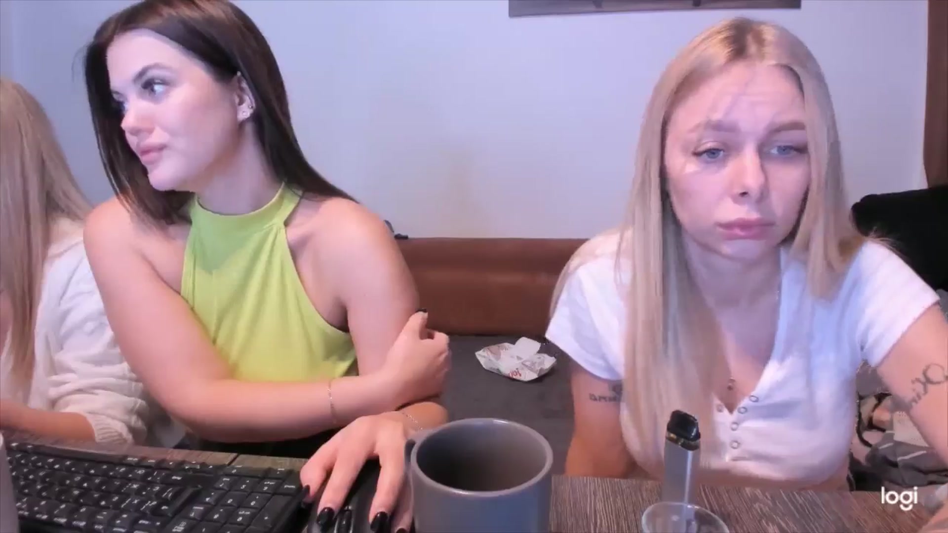 Gallery image thumbnail from YourPupsik's myfreecams stream on, 10/30/2024, 08:38 image 17 of 20